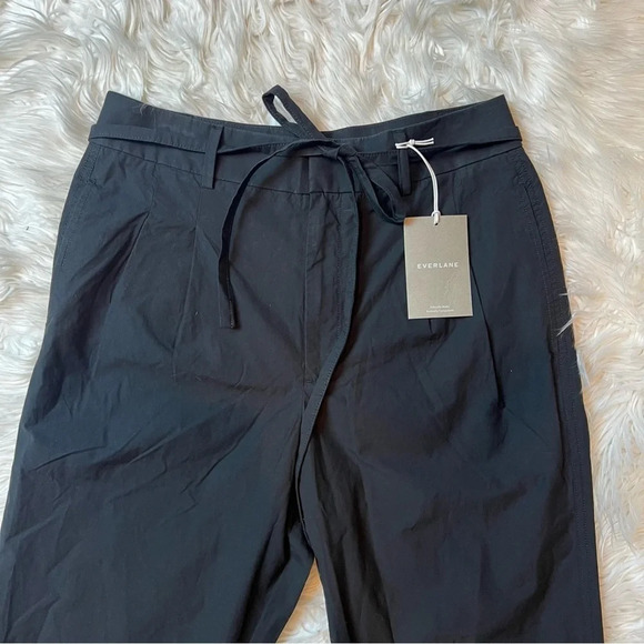 New EVERLANE The Poplin Pleated Taper Pant Black NWT Minimalist Casual Women’s 8 - Picture 5 of 14